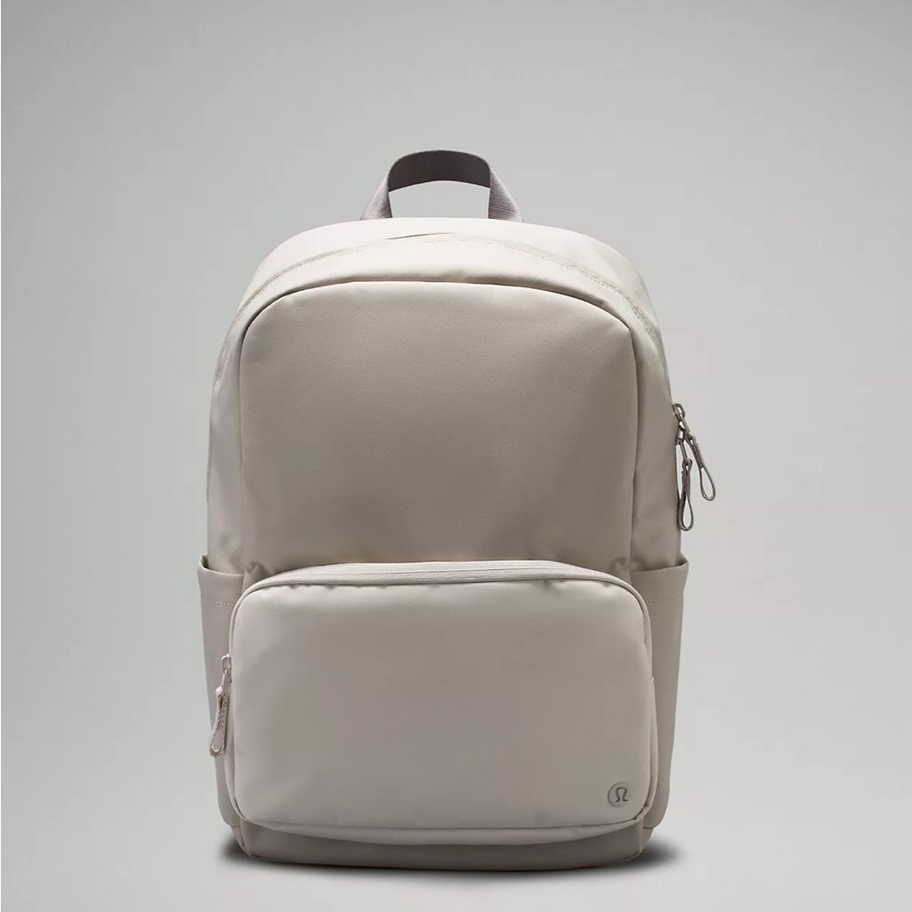 Everywhere Backpack 22L
Tech Canvas.